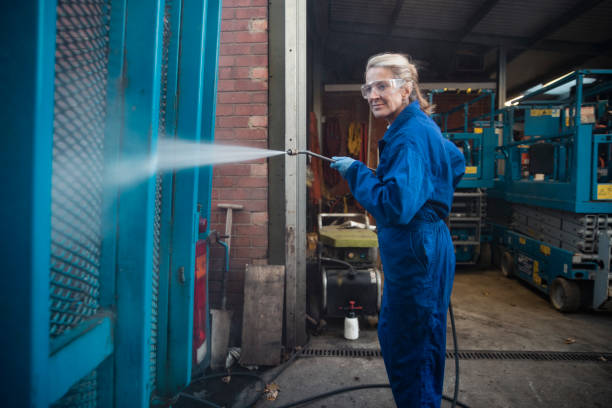 Best Factory Floor Cleaning  in Chamberlain, SD